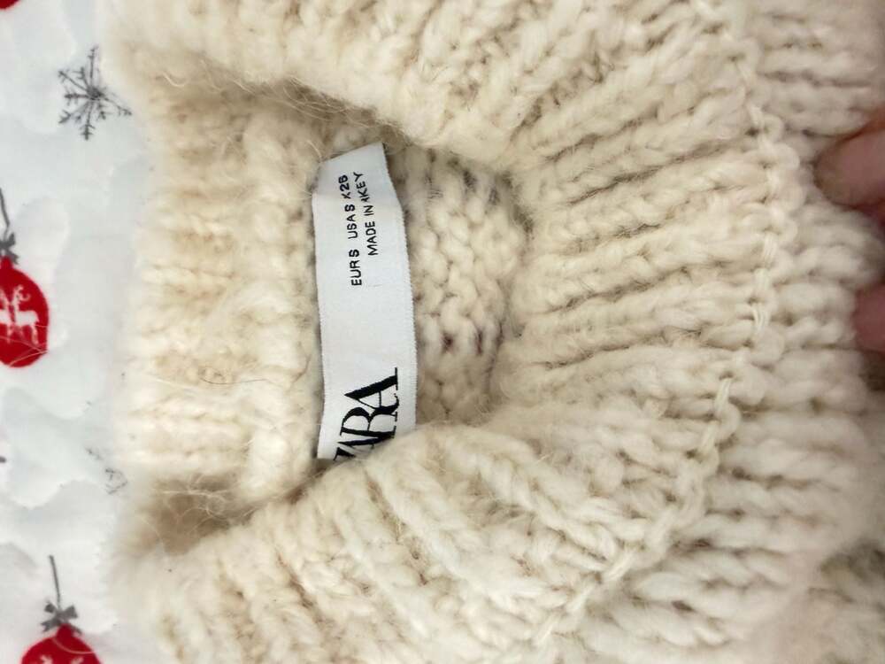 Zara - Picture 3 of 10